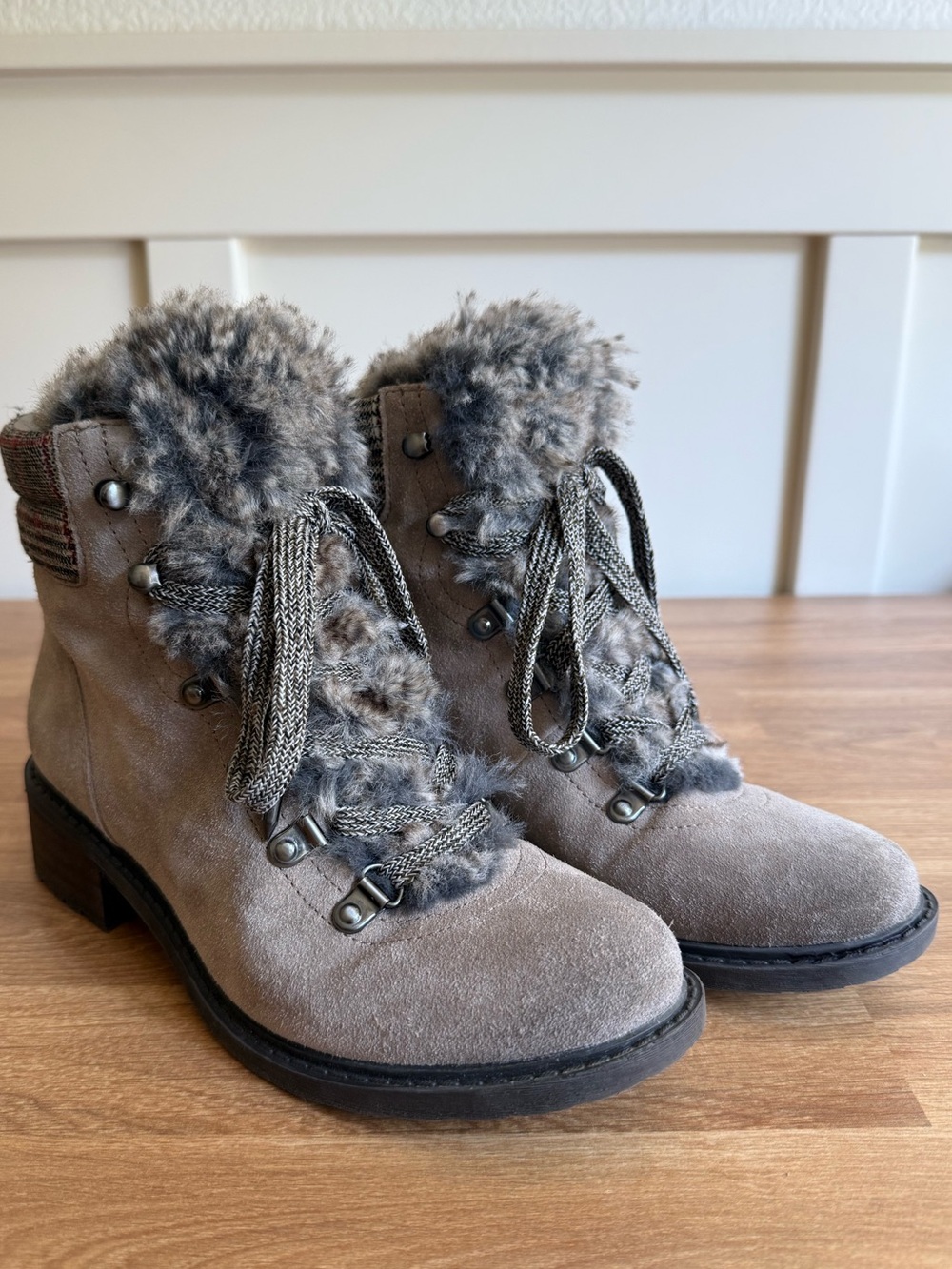 Sam Edelman Darrah Suede Lace Up Faux FurWinter Combat Boots Putty Gray wmn 7